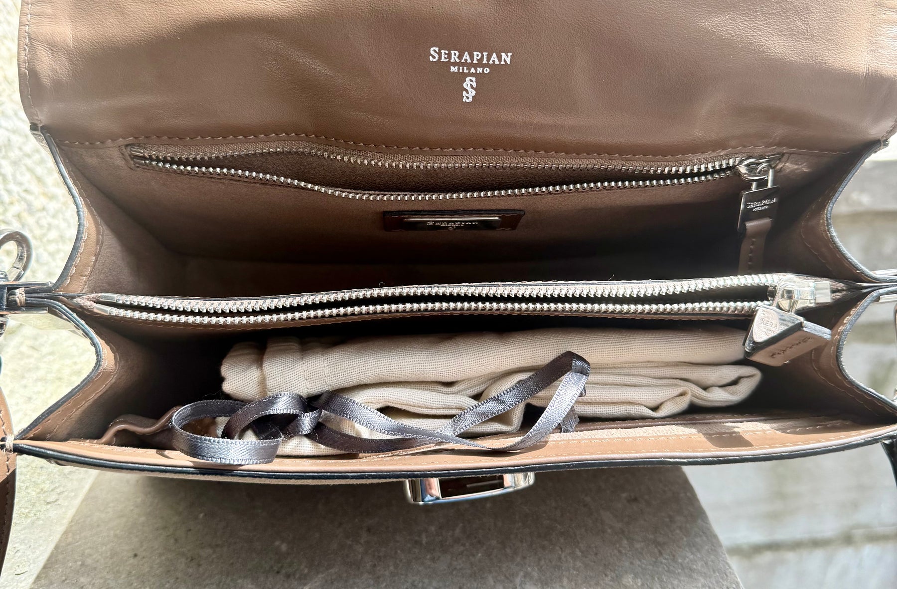 Authentic Pre-Loved Serapian Suede Taupe Leather Handbag – Crossbody or Shoulder Bag (Excellent Condition) (Copy)